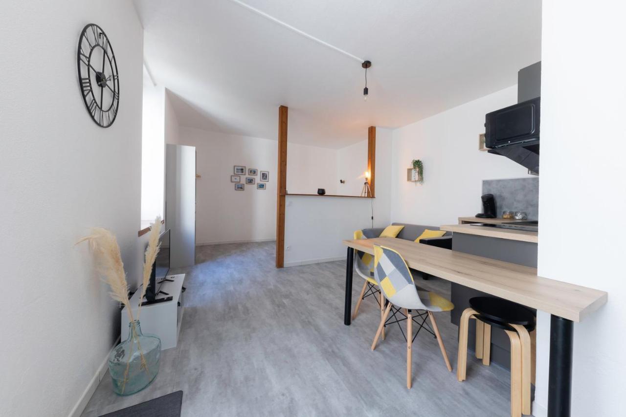 Vesoul Centre Historique Apartment Luaran gambar